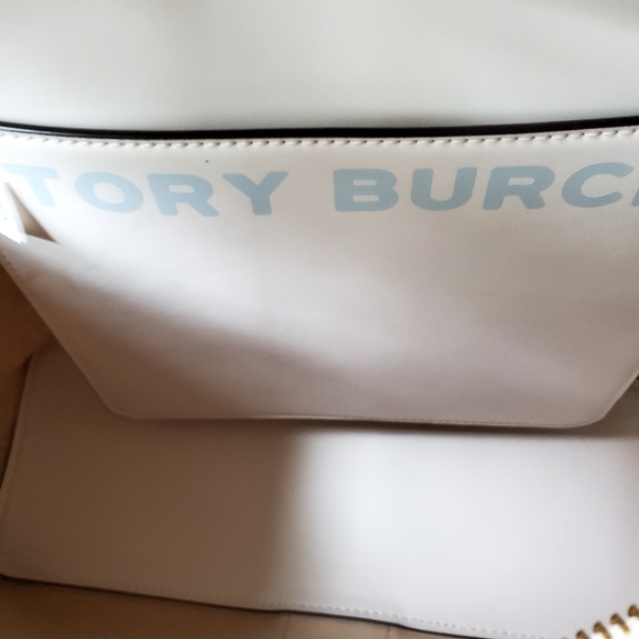 Tory Burch Gemini Link Coated Canvas Small Tote in New Ivory - Picture 8 of 15